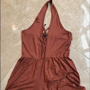 BOOHOO - short orange lace up halter romper - sz 4